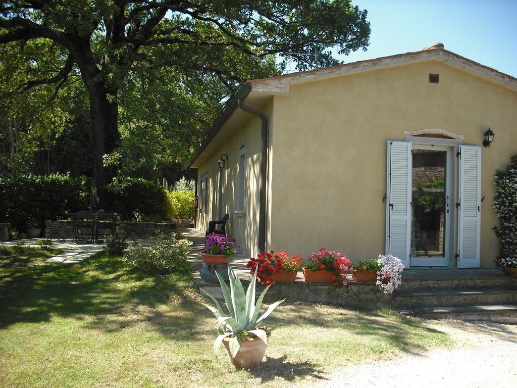 Agriturismo La Scarpaia Farm stay *