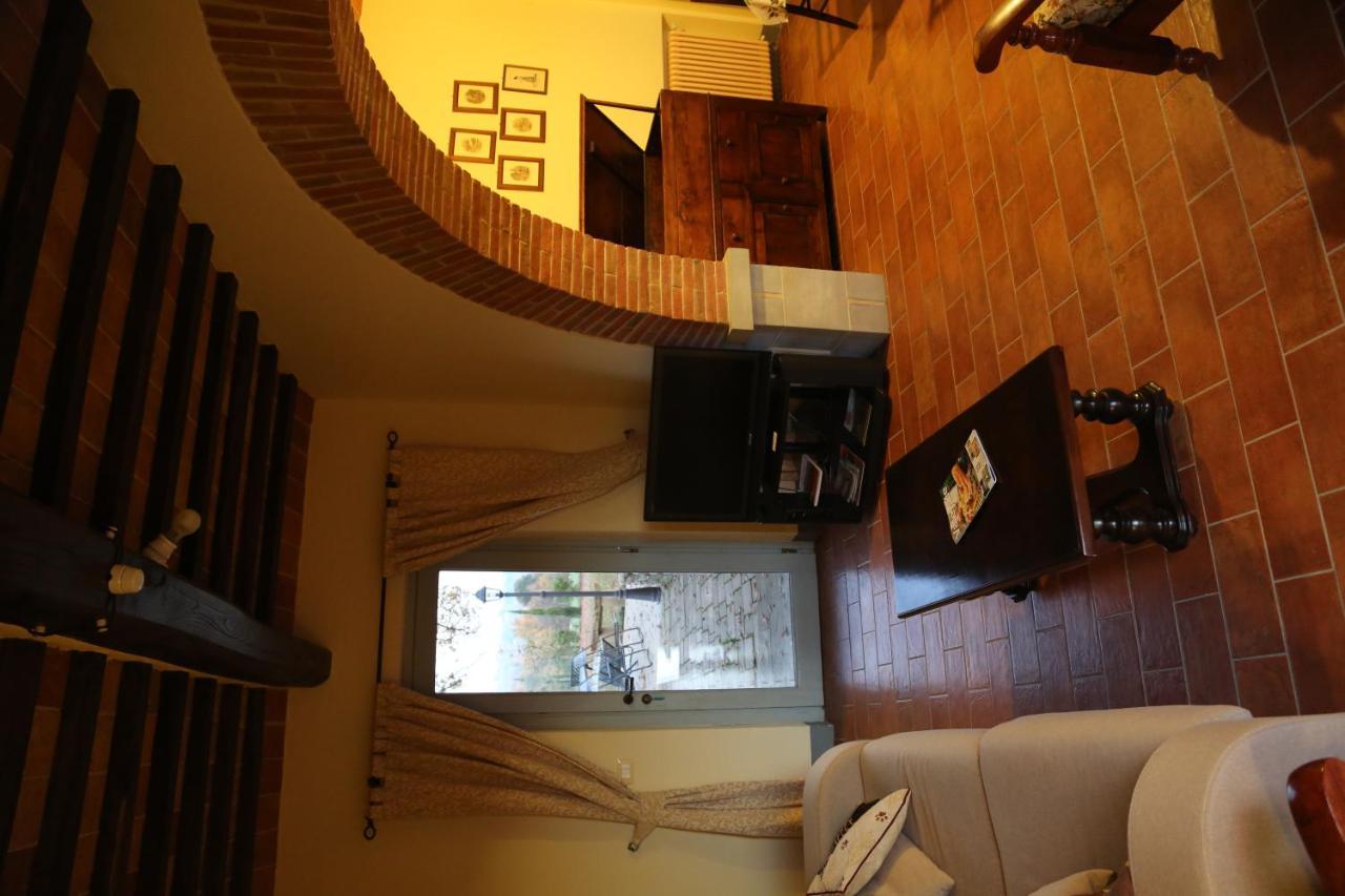 Agriturismo La Scarpaia Farm stay *